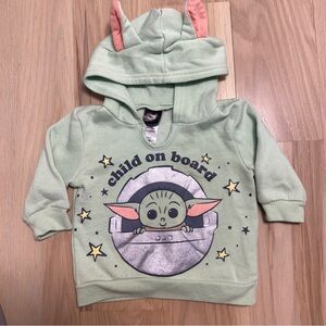 Stars Wars Green Kids Hoodie with Ears Unisex Size 12 Months.